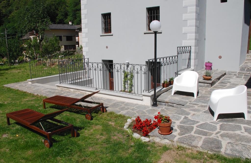 Ca' Del Borgo Hotel Cadarese Buitenkant foto