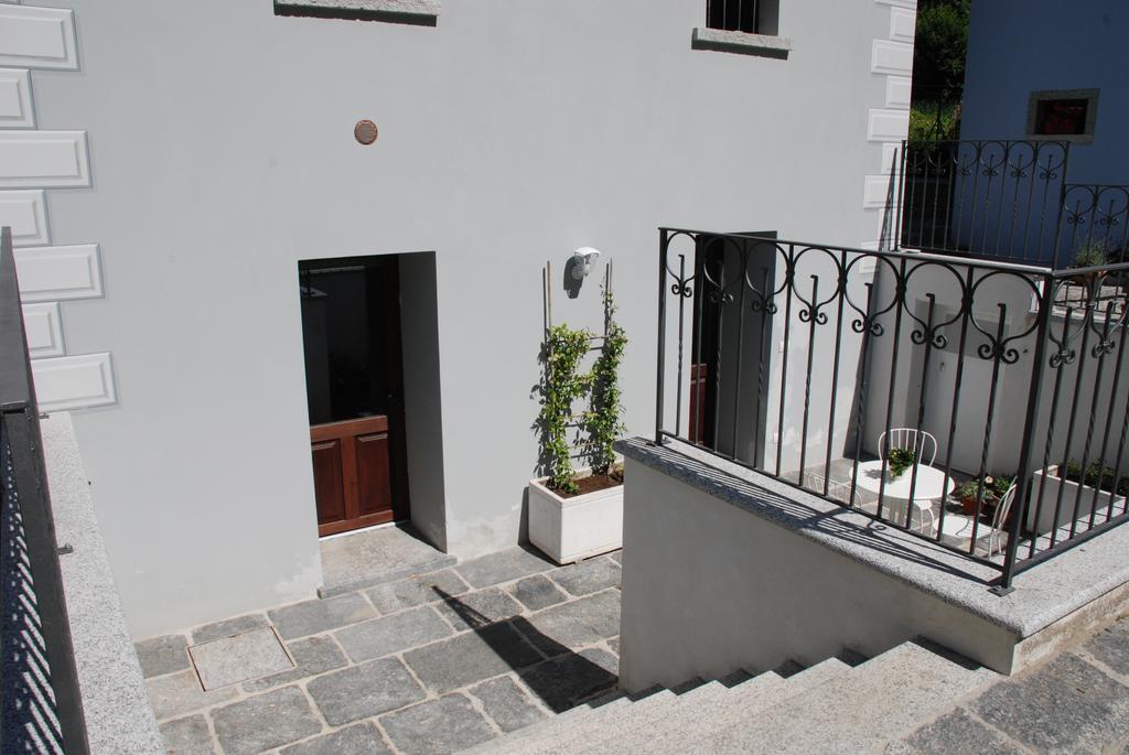 Ca' Del Borgo Hotel Cadarese Buitenkant foto